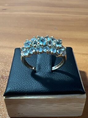 Vintage 10k Gold 2 CT Oval Aquamarine With Diamond Accents Ring Size 7